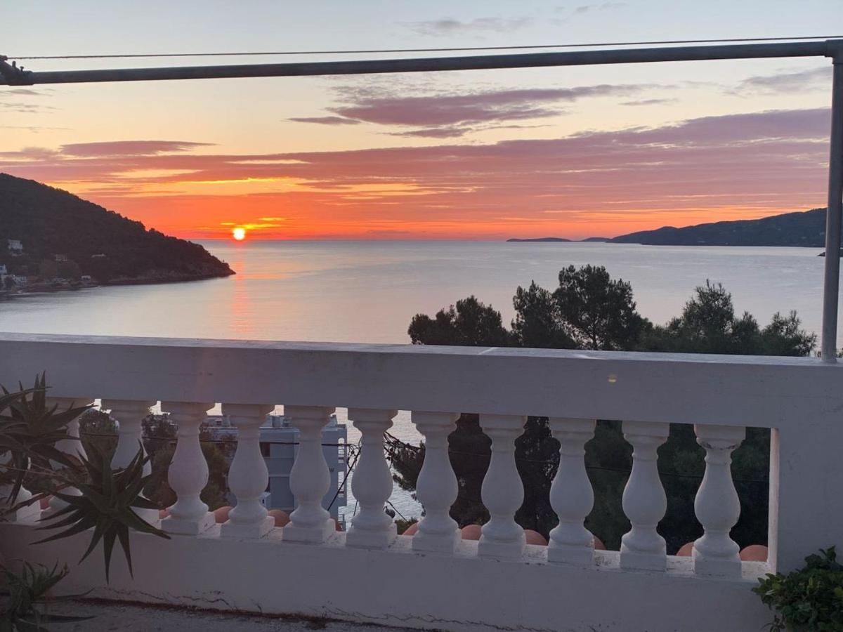 Villa Loula Apartment II Poros Town Eksteriør billede